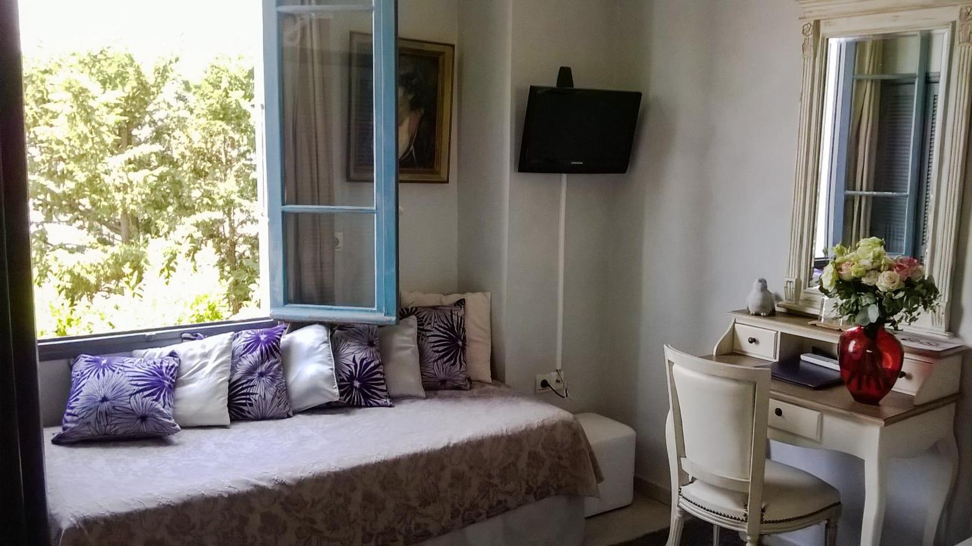 Triple Room Terrace